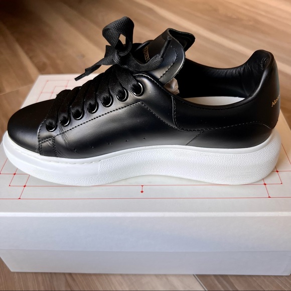 Alexander McQueen Pelle S Gomma Larry Sneakers - Picture 14 of 14